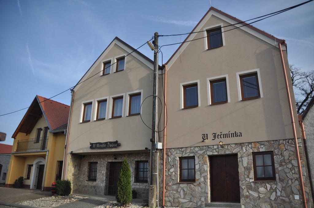 Villa U Ječmínka Hlohovec Exterior foto